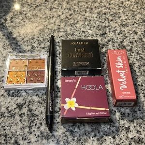 NEW!! Makeup Bundle - Travel Size